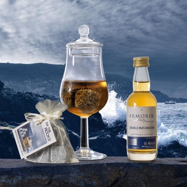 Whisky breton Armorik 5cl avec 3 pierres à whisky en granit breton